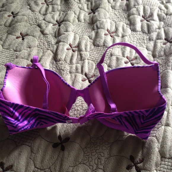 Sold - Picture 2 of 4