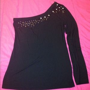 One shoulder long sleeve top