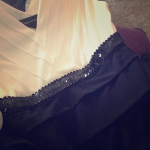 Gorgeous Valerie Bertinelli Black and White Dress