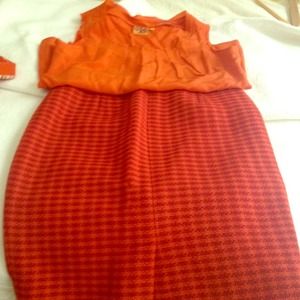 Authentic Tory Burch Houndstooth Pencil Skirt