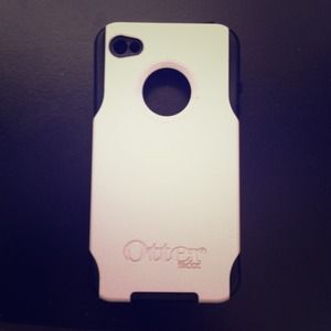 Black and white otterbox iPhone case! 😊