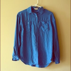 Silence and Noise (urbanoutfitters) silk blouse Silence and Noise (urbanoutfitters) silk blouse