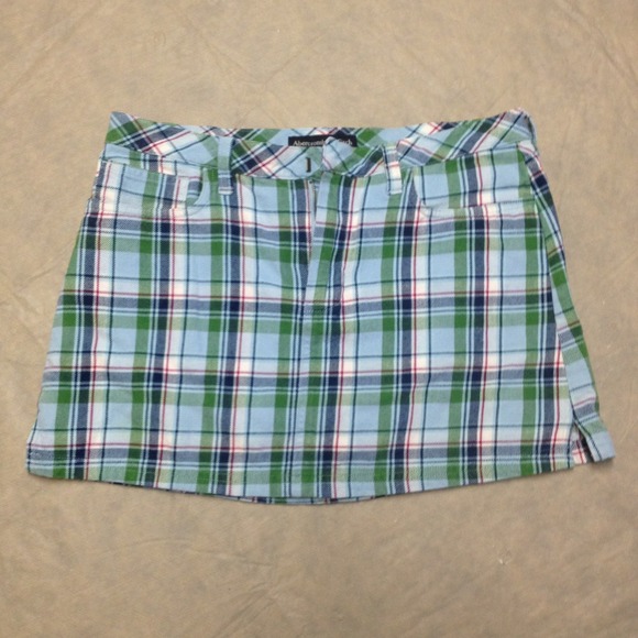 NWOT Plaid Abercrombie skirt.