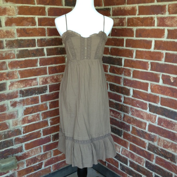 Feminine dress