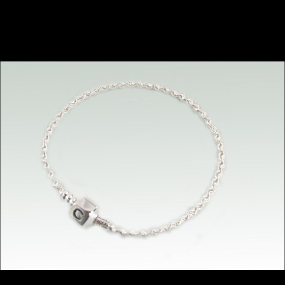 Chamilia twirl snap bracelet