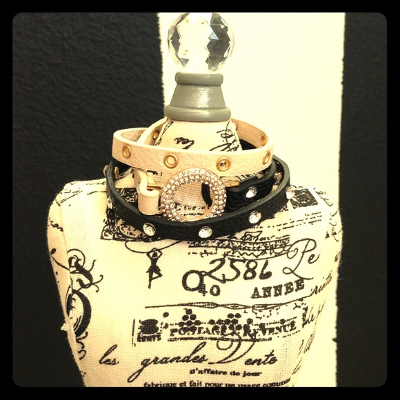 S🚫LD Leather Wrap Bracelet