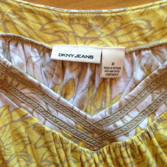 DKNY shirt - Picture 2 of 3