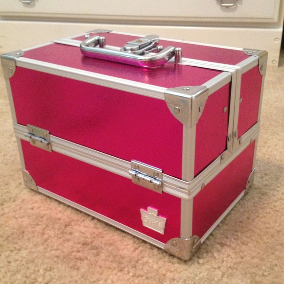 Pink Caboodle!💗
