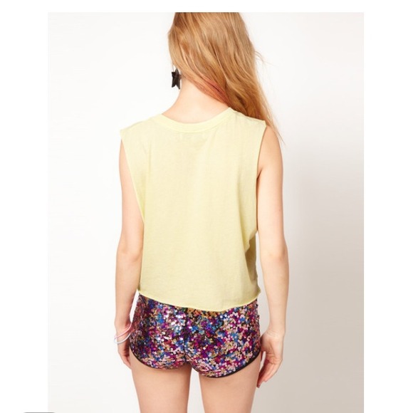 🎀Host Pick🎀 Wildfox Hawaii 79 Pocket Tank - Picture 4 of 4
