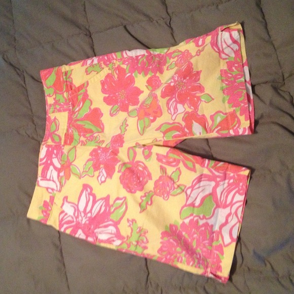 ADORABLE Lilly Pulitzer shorts