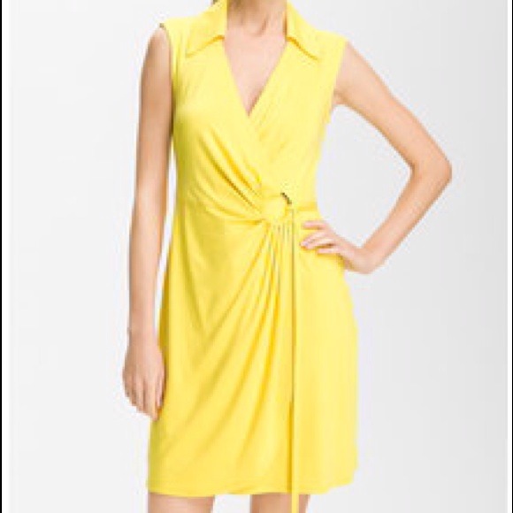 *********SOLD***********Trina Turk draped wrap - Picture 2 of 4