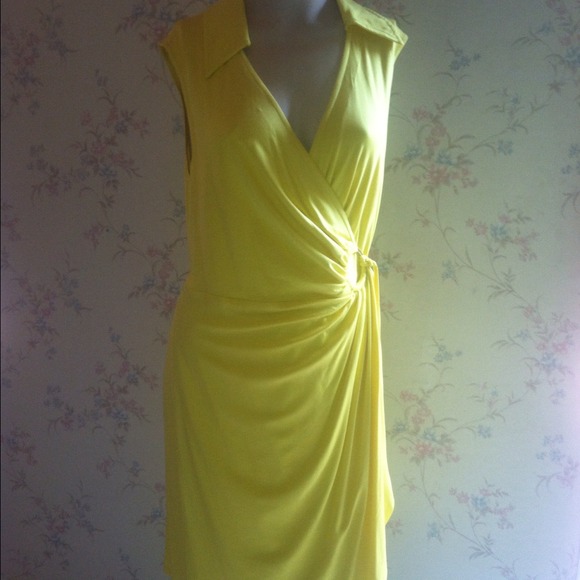 *********SOLD***********Trina Turk draped wrap - Picture 3 of 4