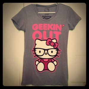 Hello kitty t shirt