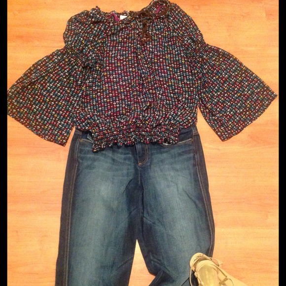HOLD~~~Candies blouse top L @jenniferkremis