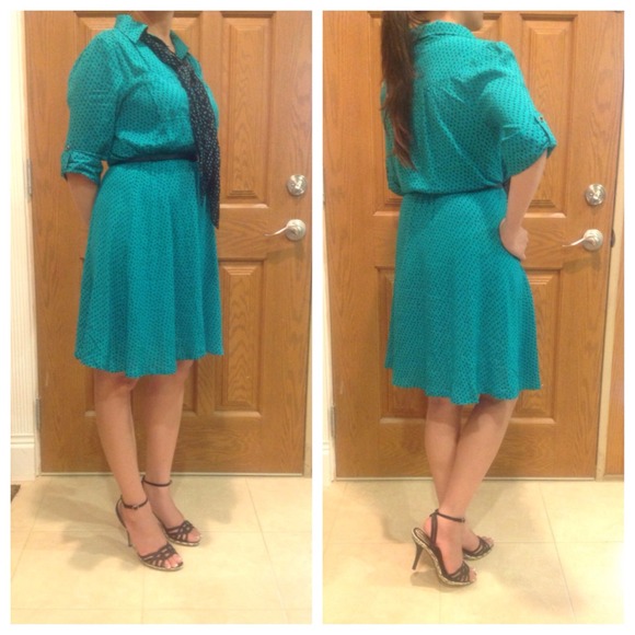 Cute dress with belt. Like new. - Picture 2 of 2