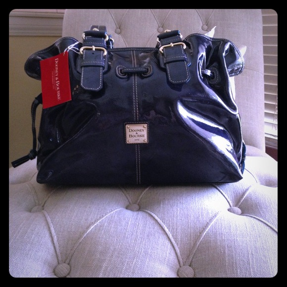 Dooney & Bourke purse