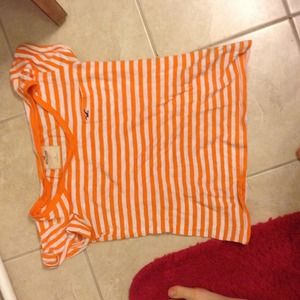 Hollister t-shirt