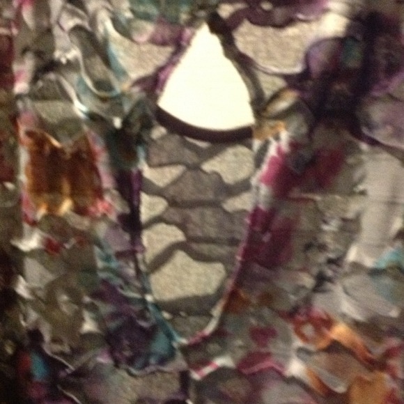 Dress - Picture 3 of 4