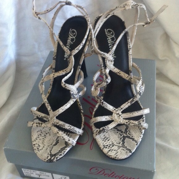 🚫SOLD🚫. White Python Sandals - Picture 3 of 4