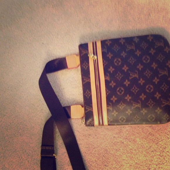 Louis Vuitton purse