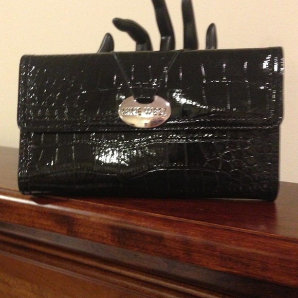 black wallet/clutch