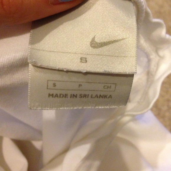 Nike long sleeve shirt. White. Size small - Picture 2 of 2