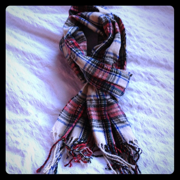 Plaid scarf