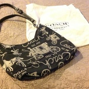 Coach crossbody or shoulder bag