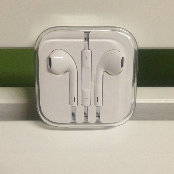 NIP Apple ear pods