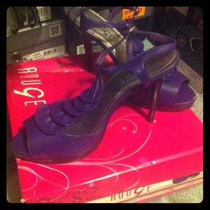 Purple heels by Rouge