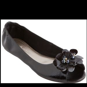 Lindsay Phillips Blk Patent Peep Toe Shoes Size 7