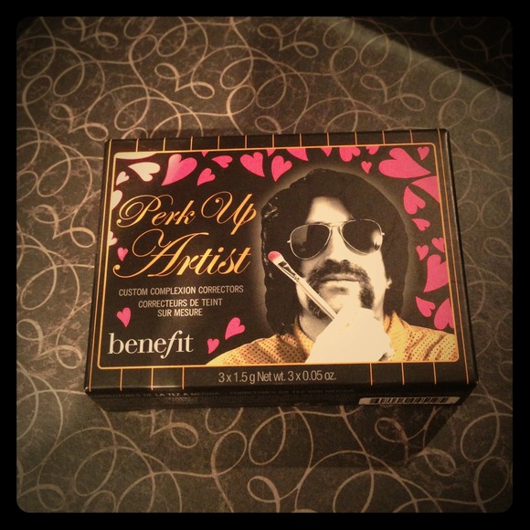 *Sold* Benefit Perk Up Artist