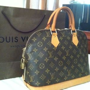 Authentic Louis Vuitton Monogram Alma Purse