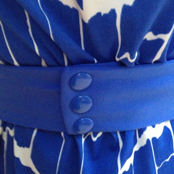 BCBG dress - Picture 2 of 3