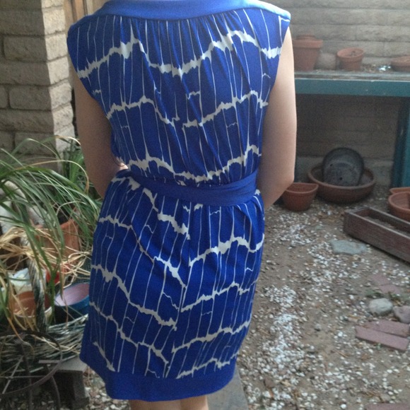 BCBG dress - Picture 3 of 3