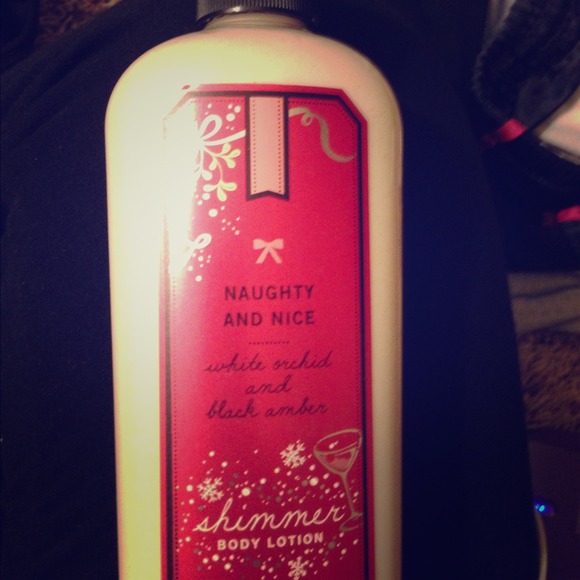 ❌SOLD IN BUNDLE ❌VS Naughty & Nice Scented Lotion