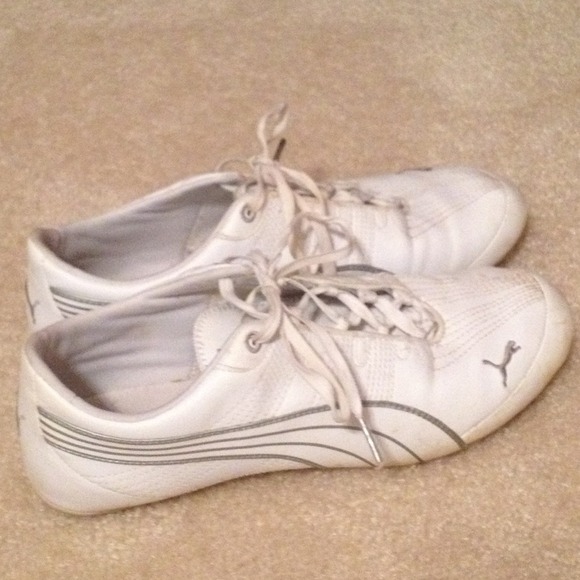 Puma Shoes. Size 8 1/2
