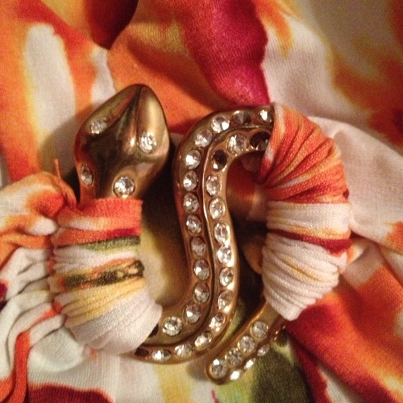 Cache top and matching skirt - Picture 2 of 3