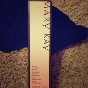 SOLD IN BUNDLE Mary Kay Makeup Remover BNWT