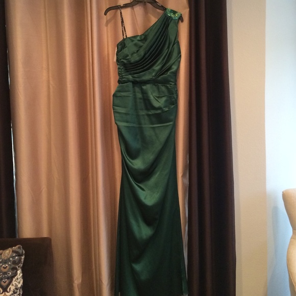 SOLD New PERFECT DRESS! TADASHI SHOJI emerald gown - Picture 4 of 6
