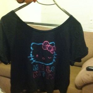 Black hello kitty high cut tee