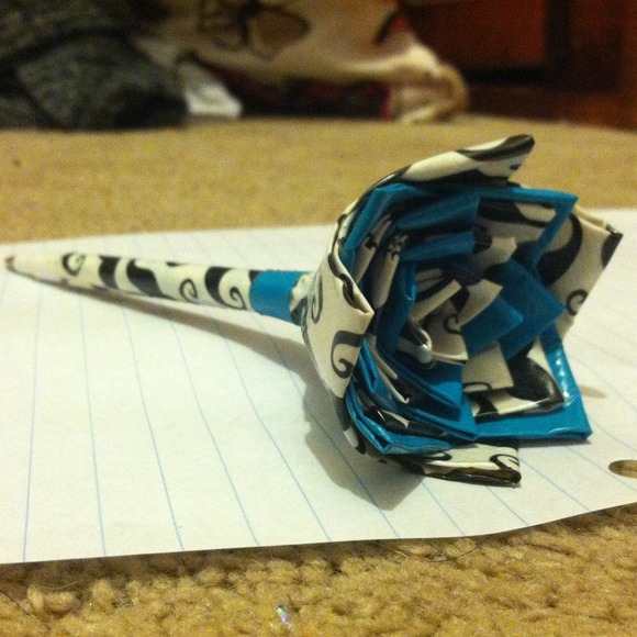 Real and mustache pen - Picture 4 of 4