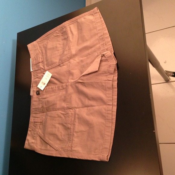 Ann Taylor Khaki Shorts size 12
