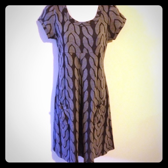 Brown geometric dress