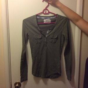 Green long sleeve shirt