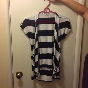 Black and white striped cardigan/tshirt.