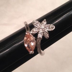 ⛔☝HOLD☝⛔Butterfly Diamond Ring