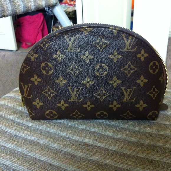 Lv cosmetic bag
