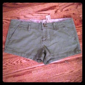 American eagle green shorts