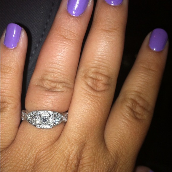 🎀He proposed🎀 - Picture 1 of 1
